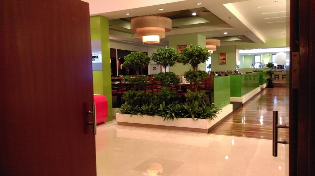 Eastern Suites @ Times Square Kl Kuala Lumpur Exteriör bild