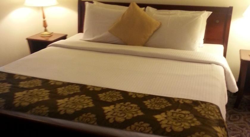 Eastern Suites @ Times Square Kl Kuala Lumpur Exteriör bild